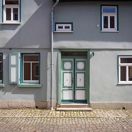 Bruehler Hof Apartment